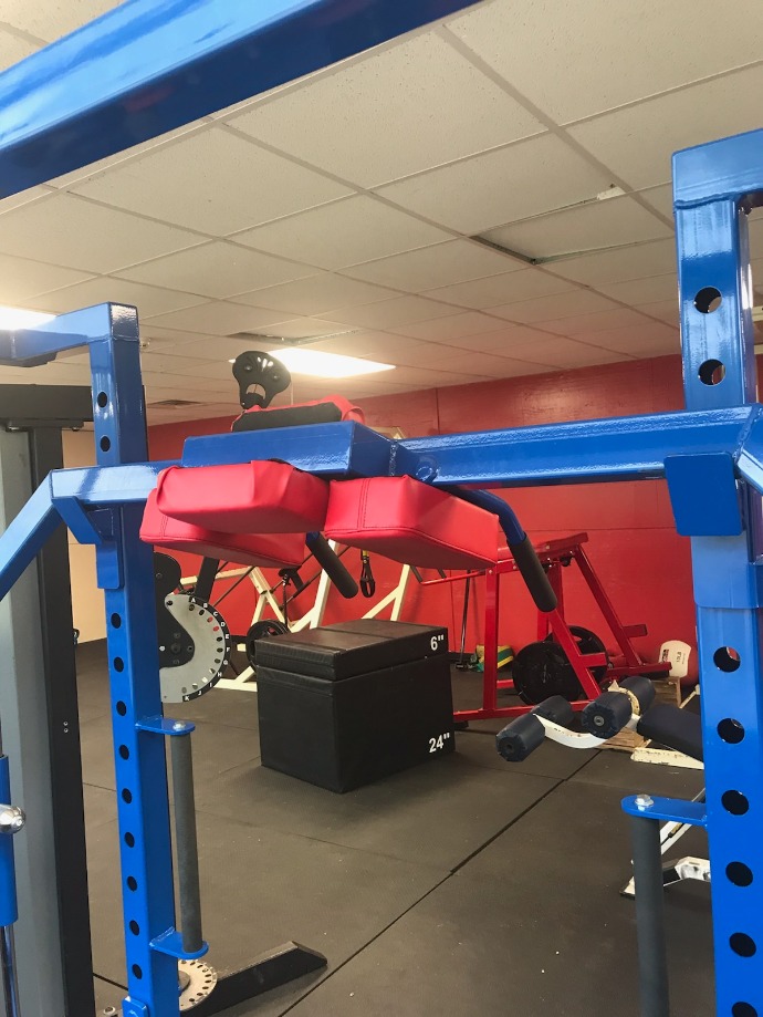 The Natural Balance Squat Machine Fitness Equipment 